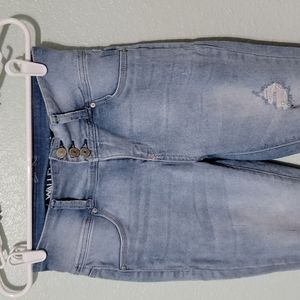 Wallflower Size 7, Sassy High Rise Skinny Jeans